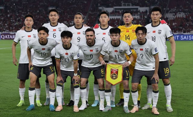 一场0：1让国足付出惨重代价 4主将恐同时停赛 下轮战巴林也悬了