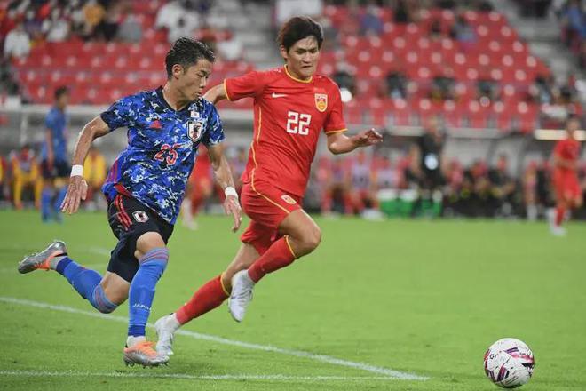 从“海港莽撞仔”到国足X因素：刘祝润的跑位逆袭学，你学到了吗