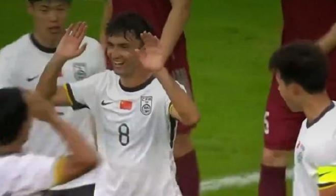 U22国足1-1白俄罗斯！21岁蓉城红星中柱+头槌救主 刘小龙争议送点