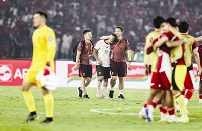 媒体人：巴林未必真刀真枪拼，国足包楼层搞封闭有点矫情