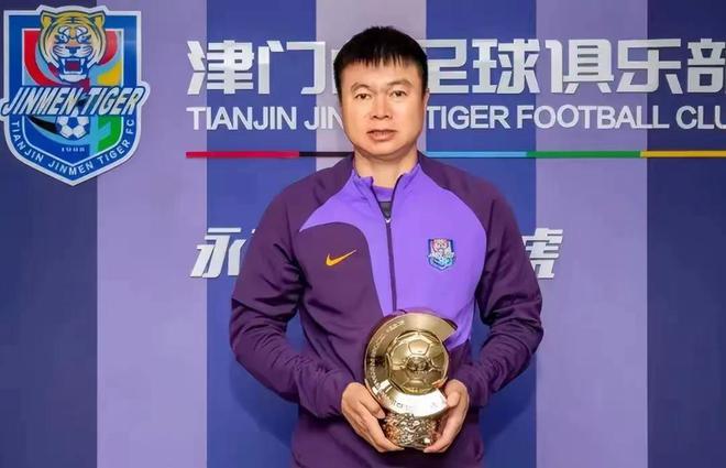 于根偉：國足備戰(zhàn)不應(yīng)切割中超賽事，聯(lián)賽是國家隊(duì)發(fā)展的保障
