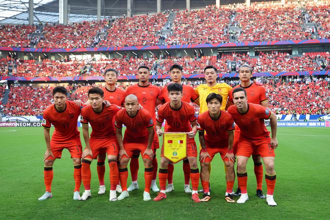記者：五萬人送別了本屆國家隊讓人有些遺憾，又是差一場球