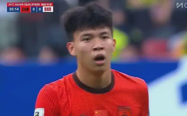 王钰栋点球绝杀！国足1比0巴林避免小组垫底，下届再见