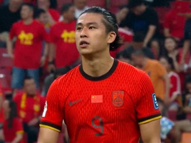 国足1-0巴林诞生3功臣！塞鸟露馅，大雷完美谢幕，王钰栋未来可期