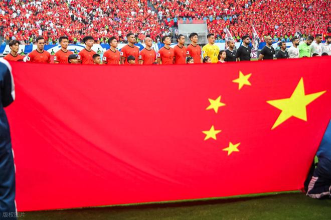 18强赛-王大雷神扑、王钰栋点射绝杀，国足1-0双杀巴林第5出局