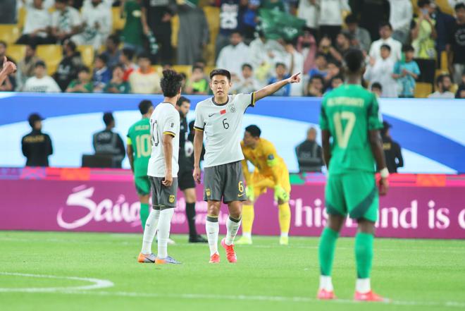 王上源世預賽數據：15場1球1助，18強賽6次首發出任單后腰