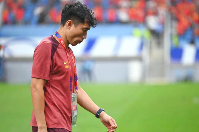 津媒：东亚杯国足主帅有3可能，郑智、久尔杰维奇/安东尼奥、新帅