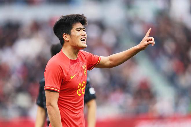 打臉崔康熙？19歲國青中衛中乙連場雙響！2記任意球重炮拯救泰山
