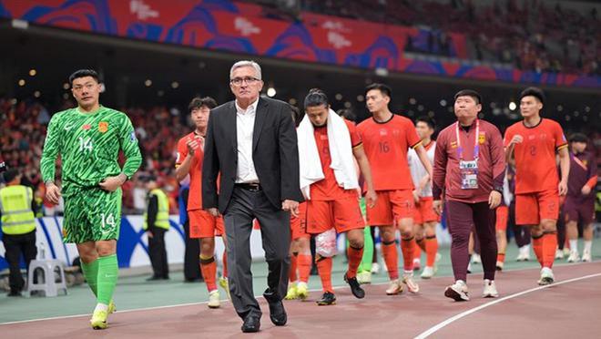 足協(xié)官方作出決定！知名教頭成國足新帥熱門，5大理由或最佳選擇