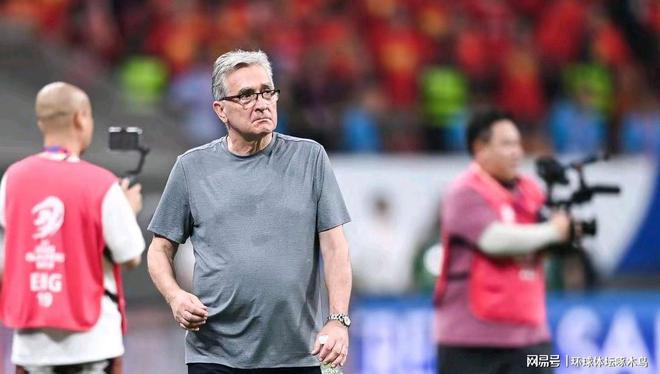 久尔杰维奇待命 国足年轻一代表现出色未来可期