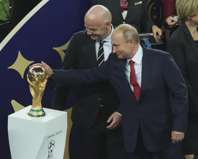 反转？国足出局2周后，迎替补良机，FIFA或禁赛伊朗，无缘世界杯