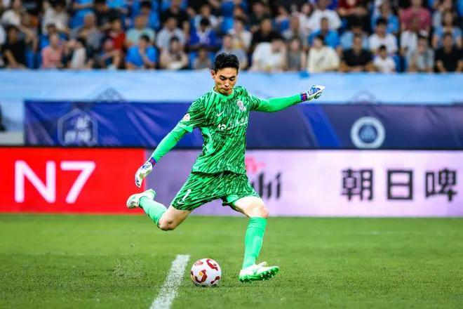 新国门显现？申花门神5次零封对手 东亚杯有望入选国足