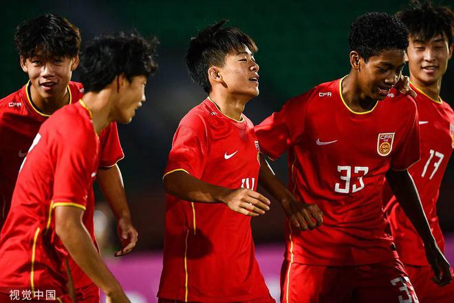 世界波絕殺！U16國足2比1烏茲別克斯坦U16 周雨諾88分鐘貼地斬