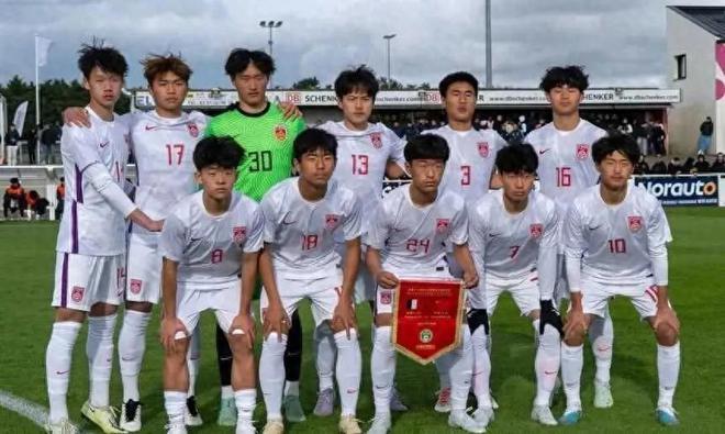 今晚19:35，CCTV5直播！U16國(guó)足vs亞洲冠軍，贏球或升榜首