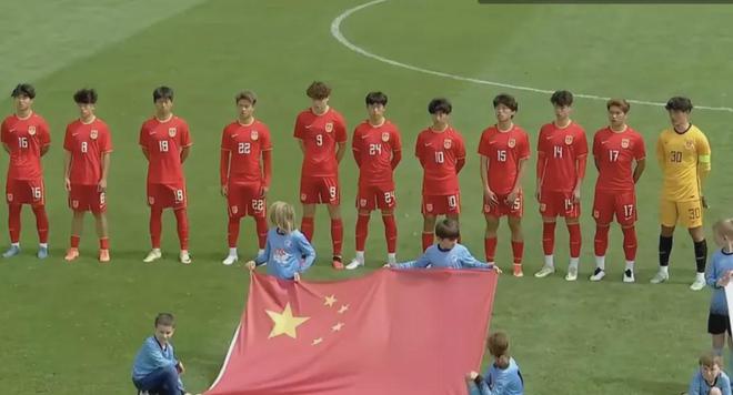 中國男足再戰(zhàn)日本隊！賽前，隊長被爆：出軌+裸聊+年齡存在問題