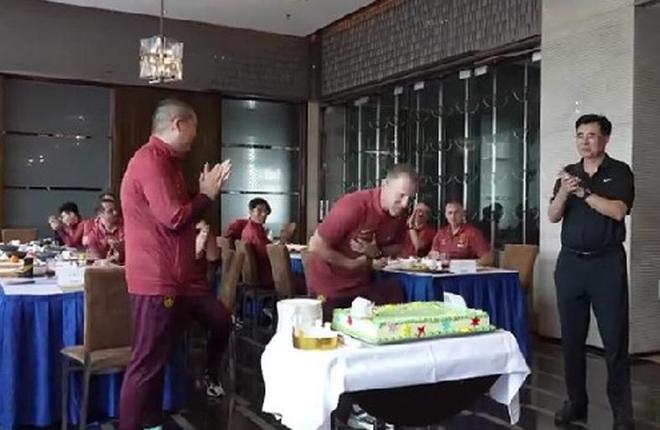 廖錦濤打中衛(wèi)！吾米左后衛(wèi) 曹永競右后衛(wèi) 久帥東亞杯這么打必慘敗