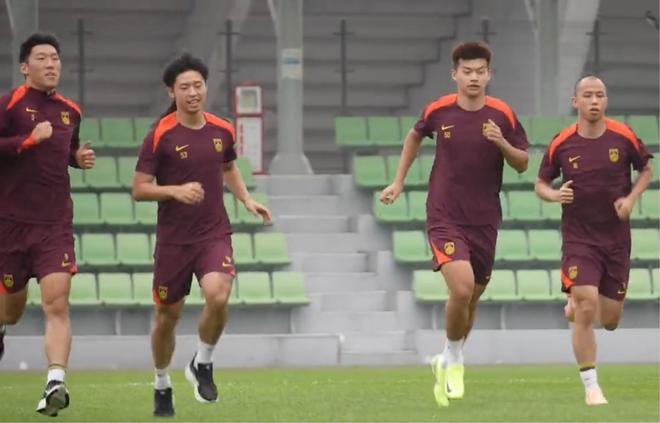 澎湃新聞：國足內部目標要全力打好與中國香港的比賽