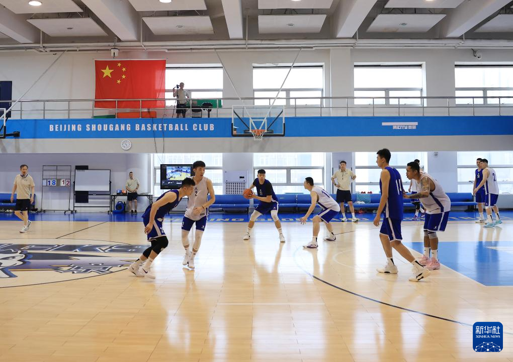 北京男籃備戰(zhàn)十五運(yùn)會成年組資格賽