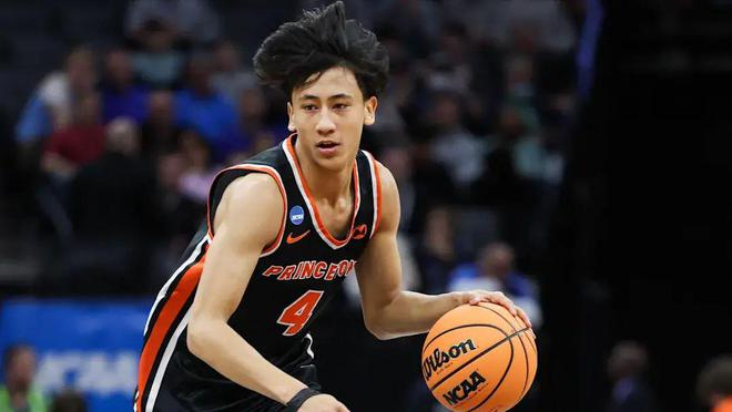NBA下一个“林疯狂”，会是这个韩裔小伙吗？