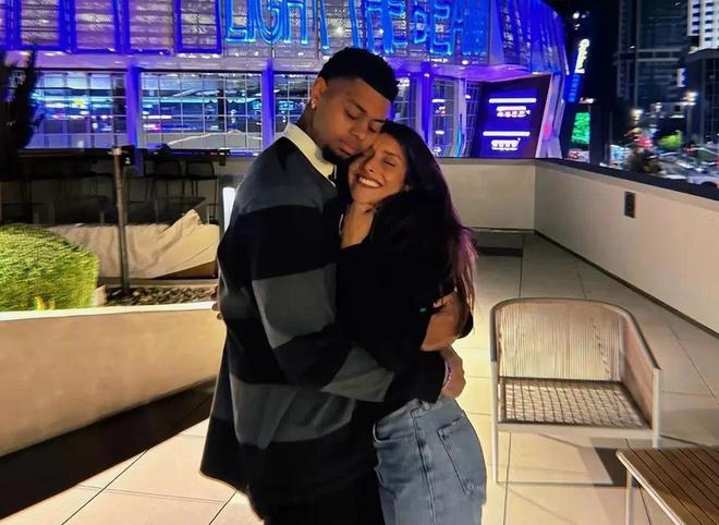 被NBA淘汰的黃毛，要成58億豪門贅婿了……