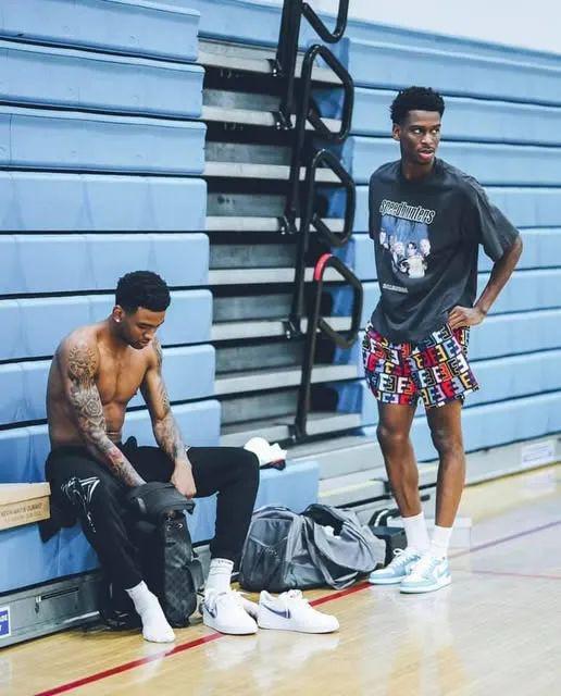 NBA名字最長的兩兄弟，約好了在西決砍頭