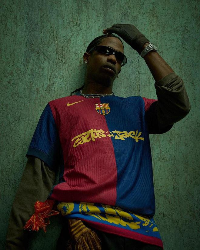 科貝：Travis Scott聯(lián)名巴薩主場球衣已售罄；客場版下周發(fā)售