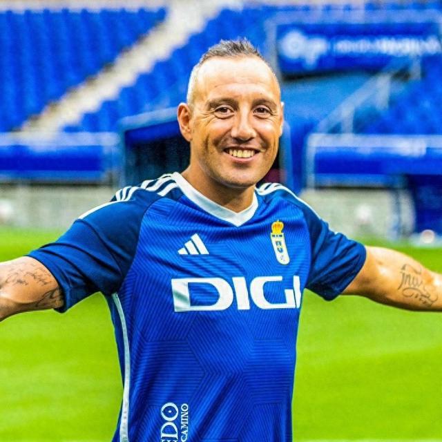 新賽季西甲見？40歲卡索拉征戰西乙任隊長，球隊8輪不敗距直升2分