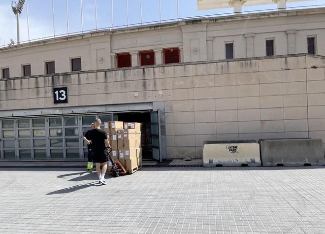 西媒：巴塞罗那开始将俱乐部物品从蒙特惠克搬回诺坎普球场