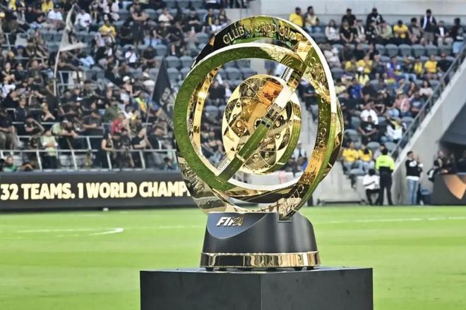 TA：特瓦斯要求取消世俱杯；并强调欧超将破坏各国本土联赛