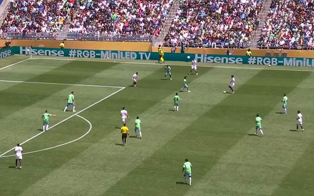 巴黎2-0西雅图，球迷不爽才进2球，吐槽国际足联为保梅西出线
