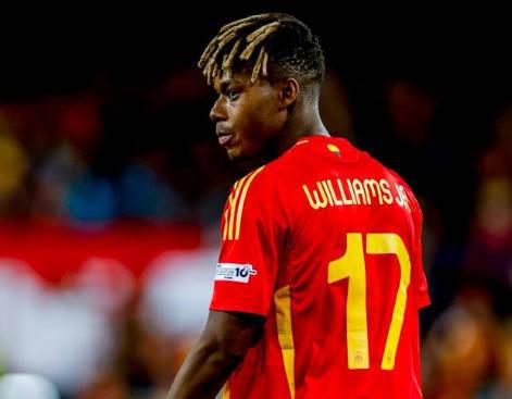世體：畢包想用FIFA條款阻止巴薩簽?zāi)峥疲谖靼嘌啦贿m用