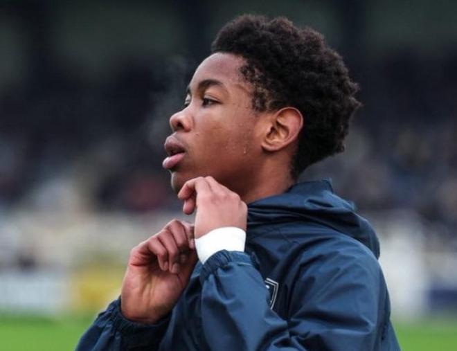 巴黎人報：18歲小將比伊克將于今日飛往曼徹斯特與曼聯(lián)簽約