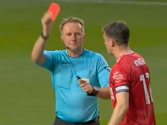 一場3-0！讓謝菲爾德聯(lián)隊(duì)一只腳進(jìn)決賽，有望重回英超，分1億鎊