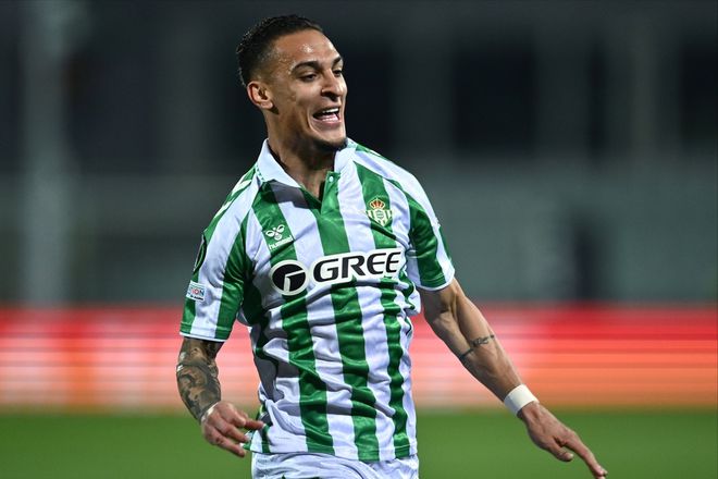 2-2，25歲曼聯(lián)棄將安東尼炸裂：飆10分角世界波+送妙傳助隊(duì)友絕殺
