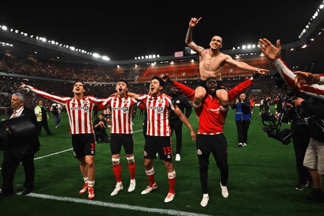 3-2！桑德兰加时读秒绝杀 将与谢菲联争英超资格 46岁兰帕德梦碎