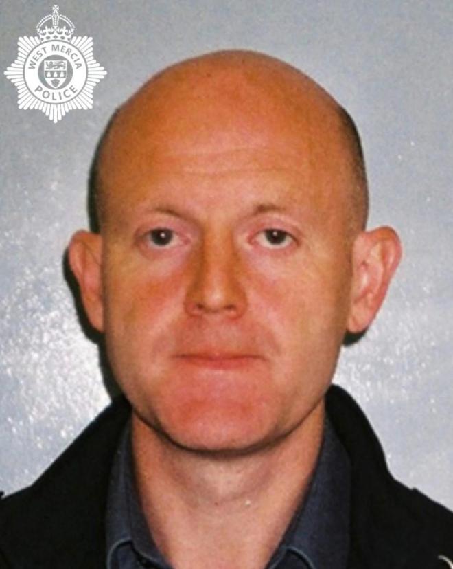 太阳报：前英超助理裁判威尔逊因性侵一名男子被判入狱九年