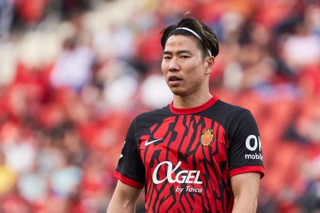 浅野拓磨：全力以赴我们有可能赢下皇马；我在阿森纳只训练了一天
