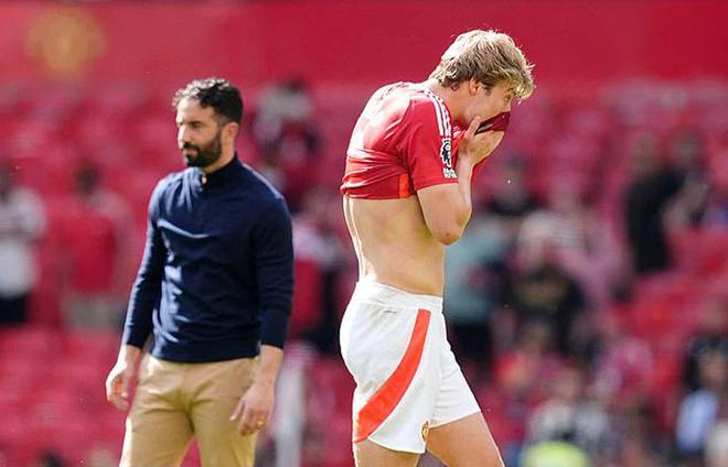 曼联0-1切尔西英超8轮不胜！两人错失正名良机，恐无缘欧联杯首发