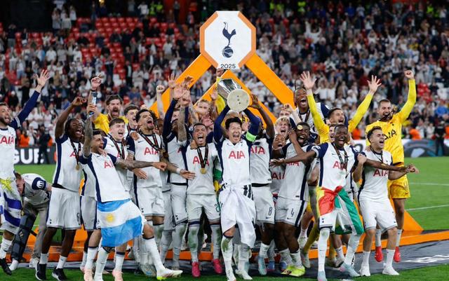 熱刺1-0四殺曼聯！英超第17問鼎歐聯杯！孫哥淚灑賽場捧生涯首冠