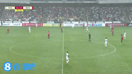 啊這？！曼聯第17分鐘0-1落后中國香港，希頓低級失誤漏球