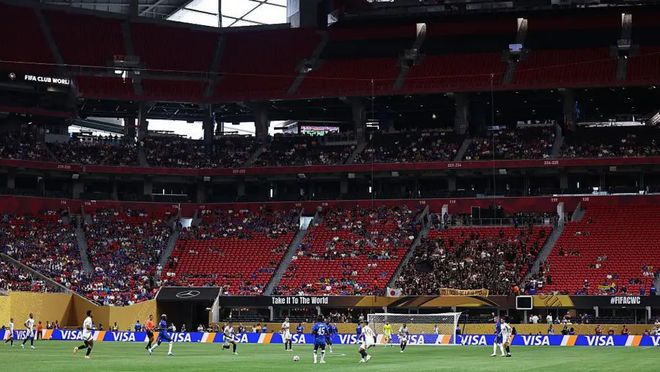 英媒：切尔西首战5万空座位极度尴尬，可能会引起FIFA不安