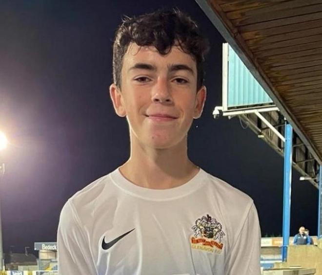 BBC：切爾西將簽下16歲北愛爾蘭前鋒克里斯-阿瑟頓