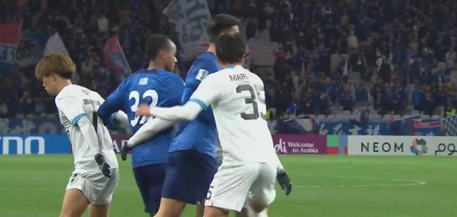 0-0！申花逃过一劫，门将后场出球失误，川崎前锋破门后被判无效