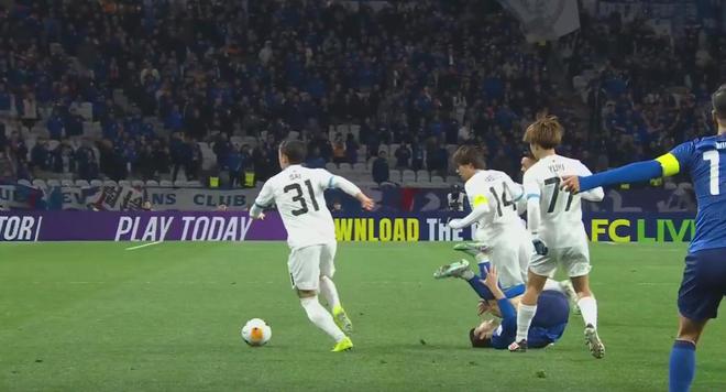 1-0！申花“靠乌龙球”小胜川崎，主力外援伤退，或将赛季报销
