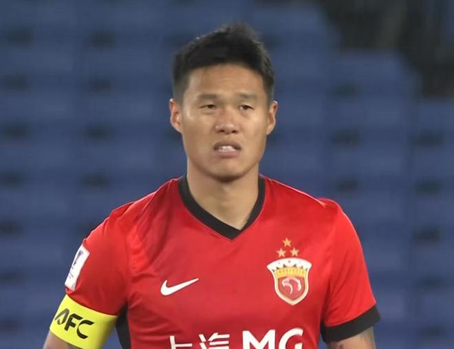 隨著上海海港1-5，利雅得勝利3-0，亞冠8強(qiáng)定4席！申花盼0-0晉級(jí)