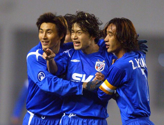 申花隊(duì)史10次參加亞冠：06年闖入八強(qiáng)，本賽季16強(qiáng)為第二好成績(jī)