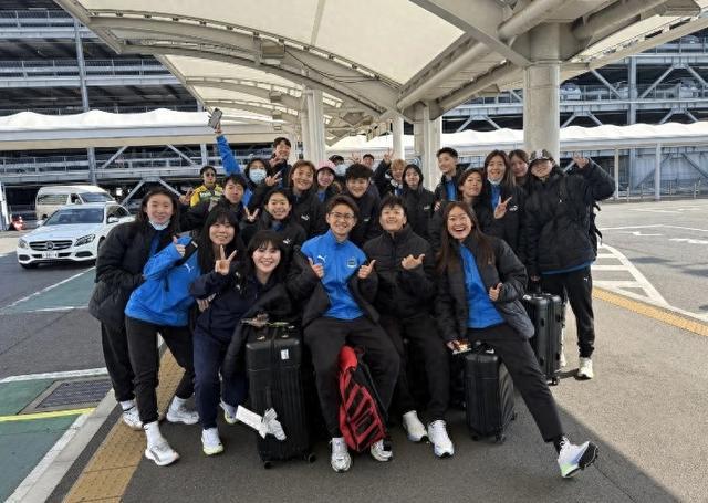 武漢女足飛抵日本參加亞冠，王霜曬合照：??日本，我們來了