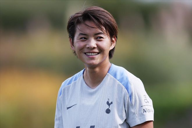 2-0，30歲王霜、29歲宋端各飆一粒世界波：率隊(duì)首進(jìn)女足亞冠決賽