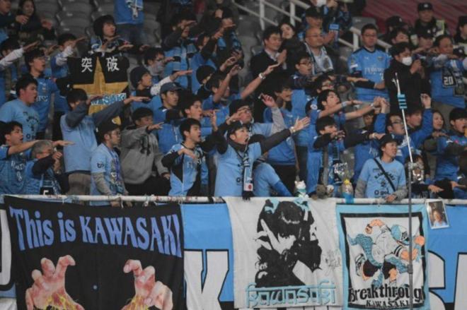 亞冠燒腦劇：中國球迷在申花球迷區(qū)為日本隊加油 被日本球迷打了