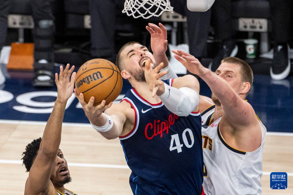 NBA季后赛：掘金胜快船